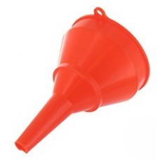 Palivová nálevka se sítkem